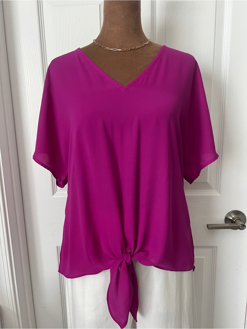 Cynthia Steffe Magenta V-Neck Tie-Front Blouse